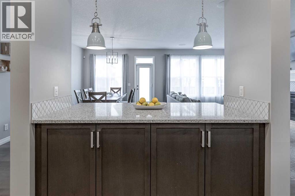 196 Riviera Way, Cochrane, Alberta  T4C 0Y6 - Photo 12 - A2291315