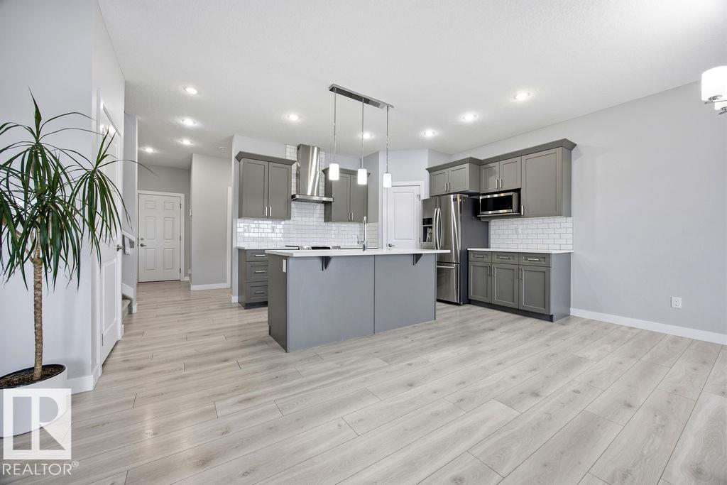 1057 Coopers Hawk Link Nw, Edmonton, Alberta  T5S 0M2 - Photo 10 - E4478536