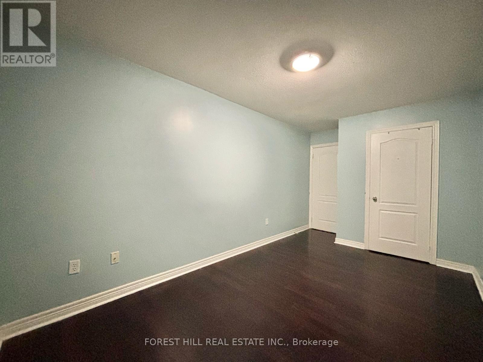 38 Crystalview Crescent, Brampton, Ontario  L6P 2R7 - Photo 12 - W12706146