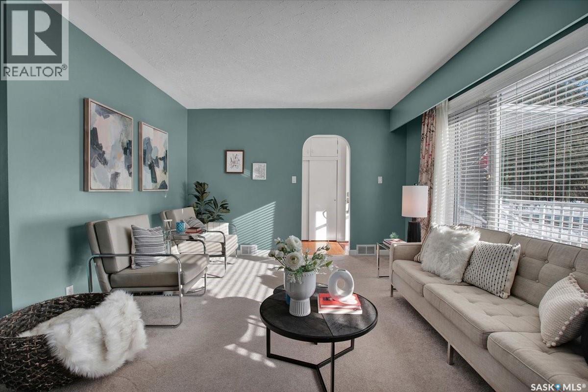 2102 Victoria Avenue, Saskatoon, Saskatchewan  S7J 0W7 - Photo 6 - SK030810