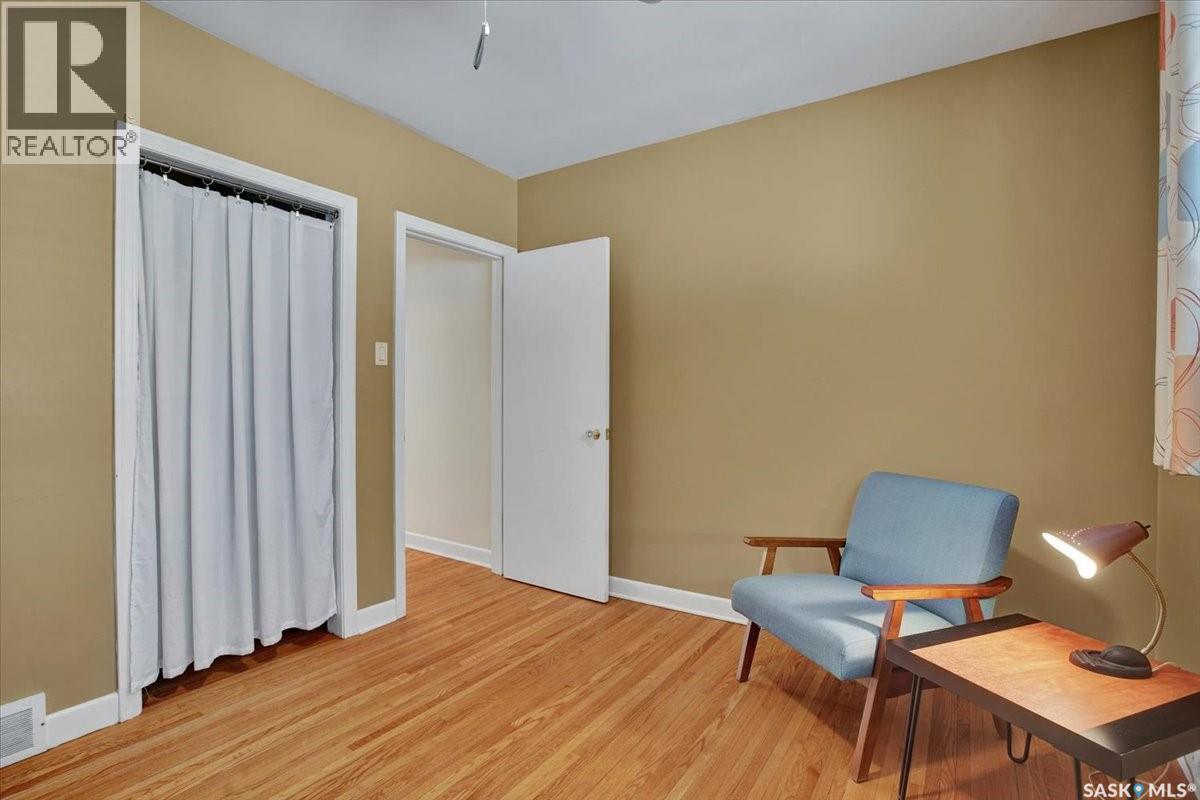 2102 Victoria Avenue, Saskatoon, Saskatchewan  S7J 0W7 - Photo 15 - SK030810