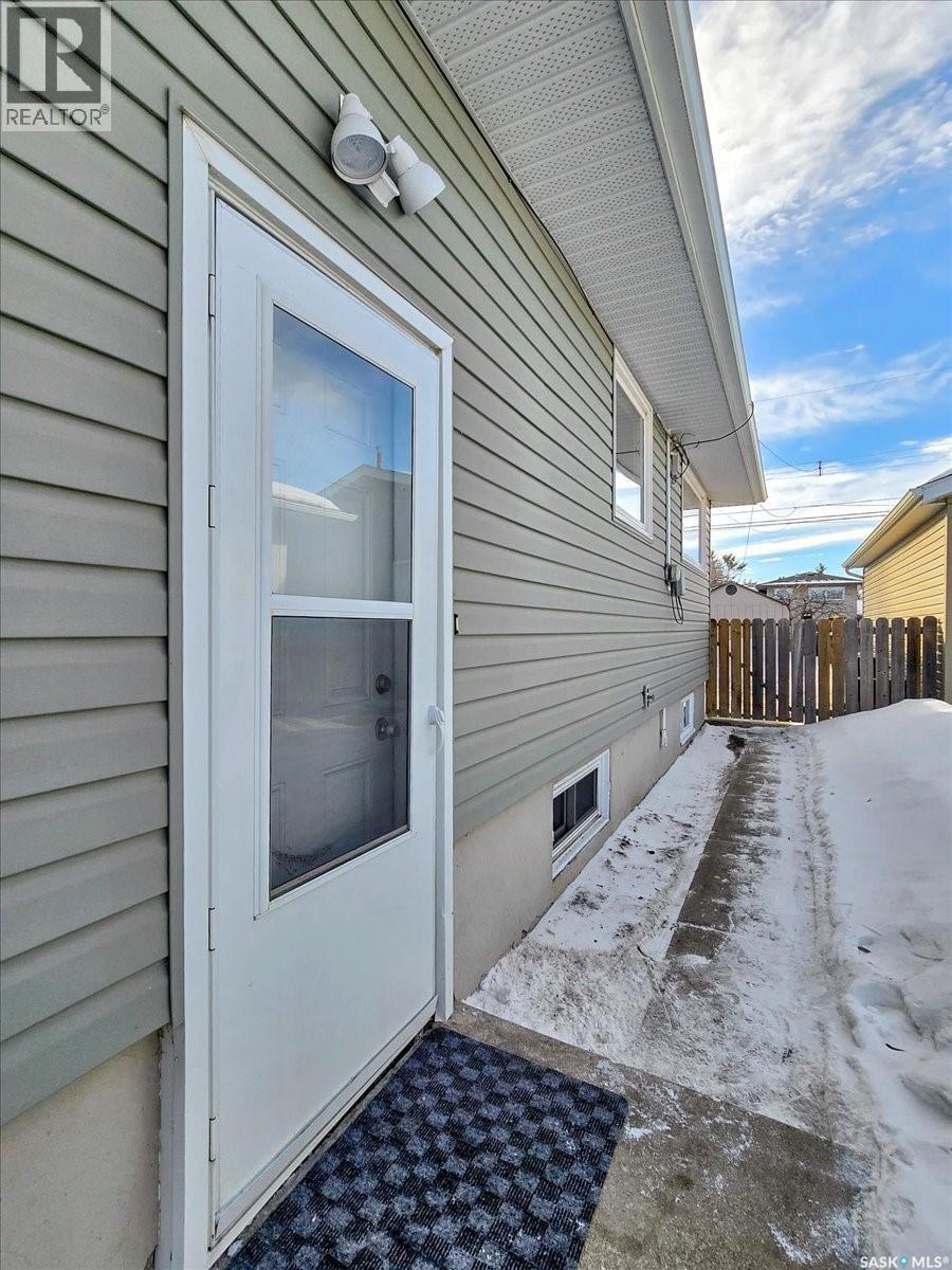 2102 Victoria Avenue, Saskatoon, Saskatchewan  S7J 0W7 - Photo 37 - SK030810
