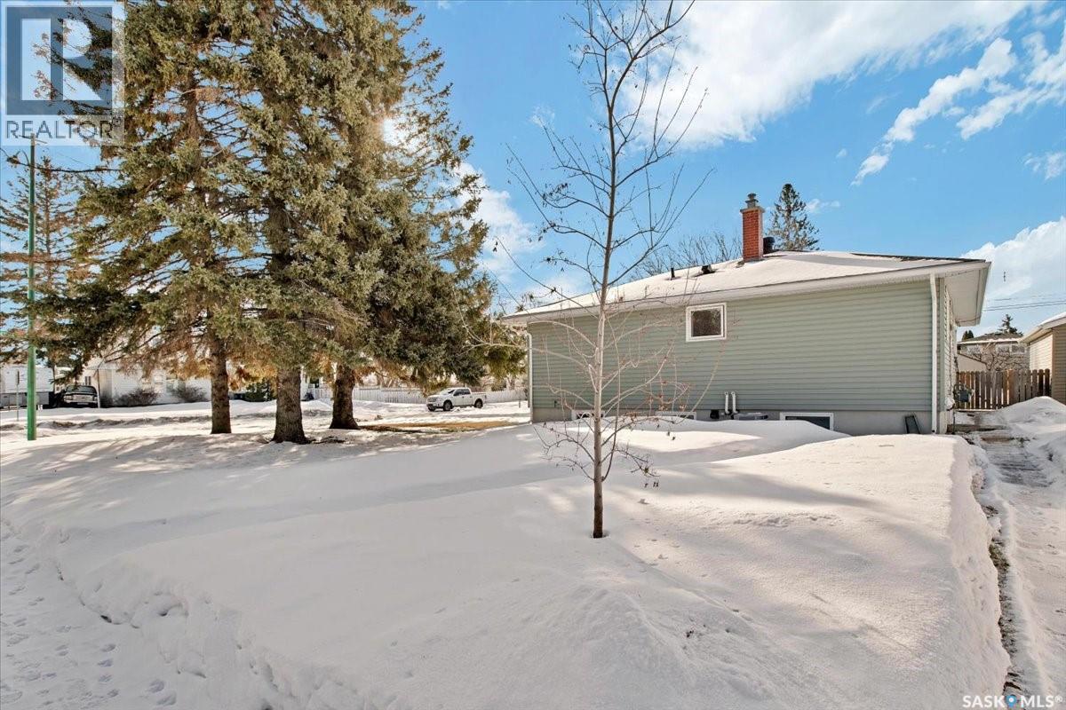 2102 Victoria Avenue, Saskatoon, Saskatchewan  S7J 0W7 - Photo 36 - SK030810