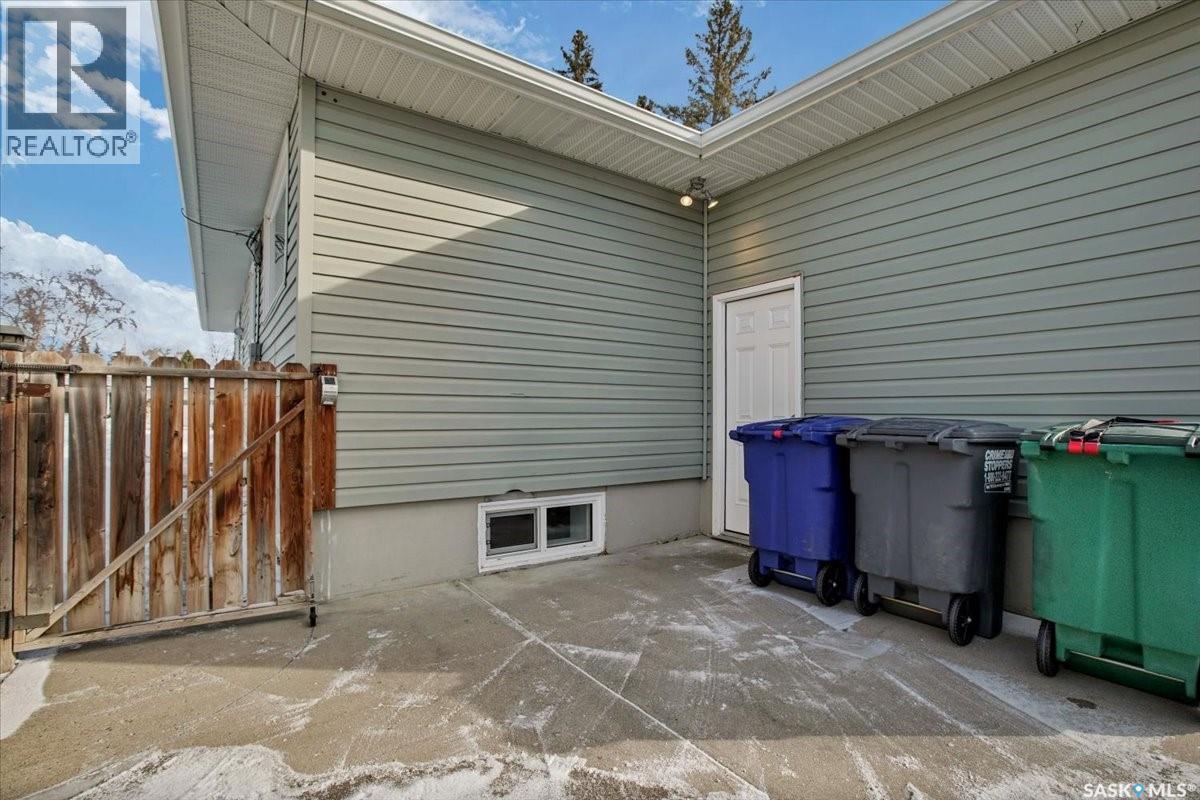 2102 Victoria Avenue, Saskatoon, Saskatchewan  S7J 0W7 - Photo 34 - SK030810