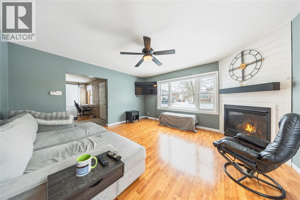 2355 Boswell Street, St Clair, Ontario  N0N 1B0 - Photo 7 - 26004859