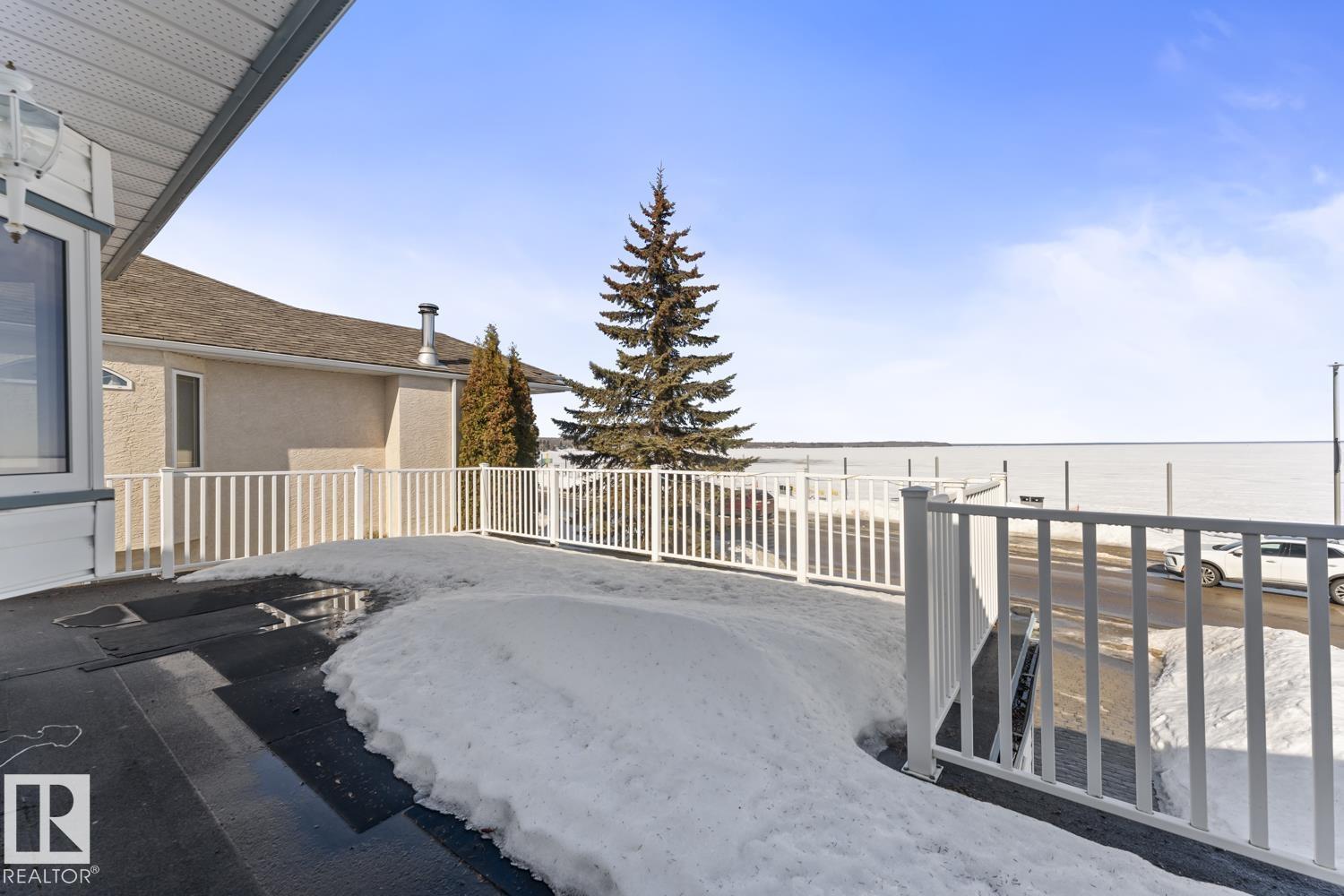 1805 1 Av, Cold Lake, Alberta  T9M 1B5 - Photo 2 - E4478309