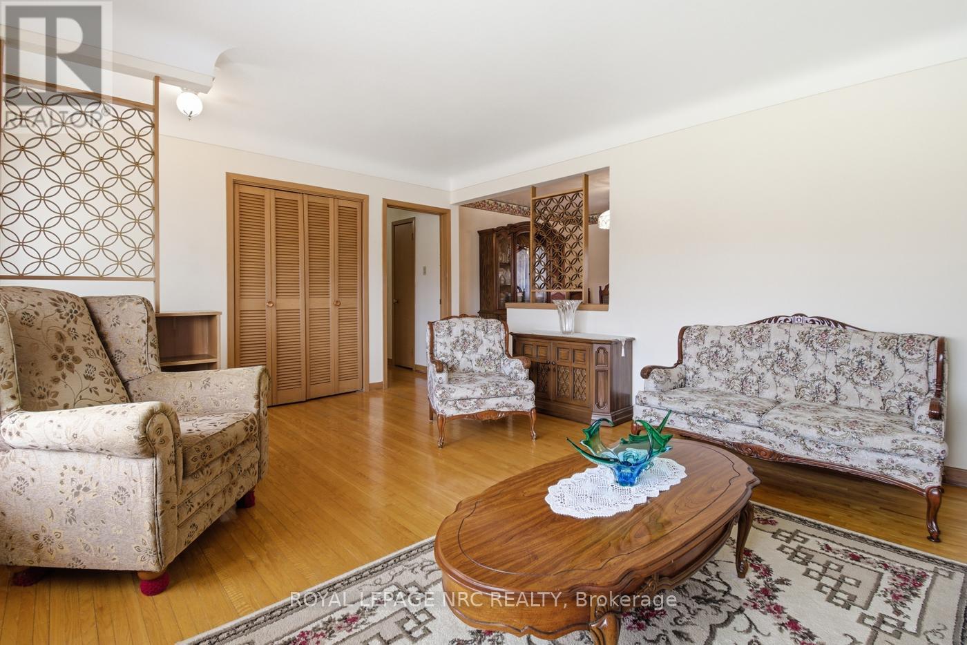 122 Wellington Street, Welland, Ontario  L3B 1B3 - Photo 13 - X12905892