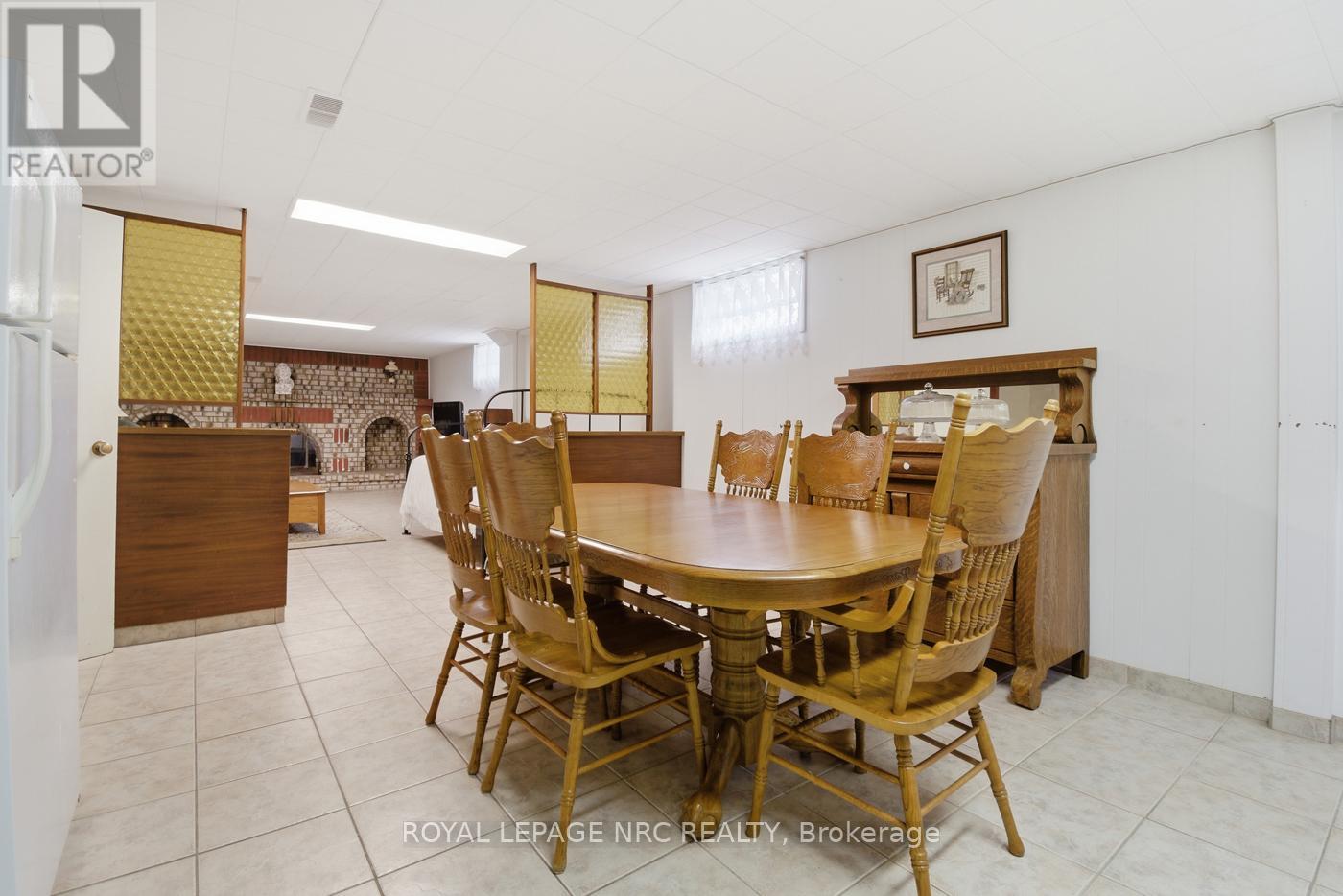 122 Wellington Street, Welland, Ontario  L3B 1B3 - Photo 30 - X12905892