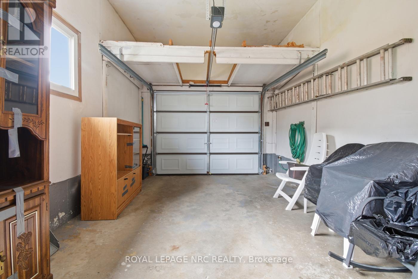 122 Wellington Street, Welland, Ontario  L3B 1B3 - Photo 37 - X12905892