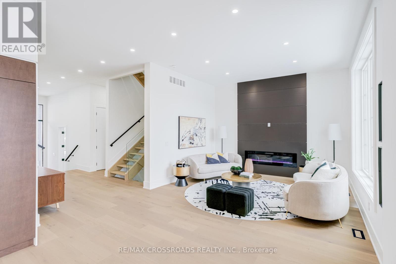 642 Annland Street, Pickering, Ontario  L1W 1B1 - Photo 14 - E12905902