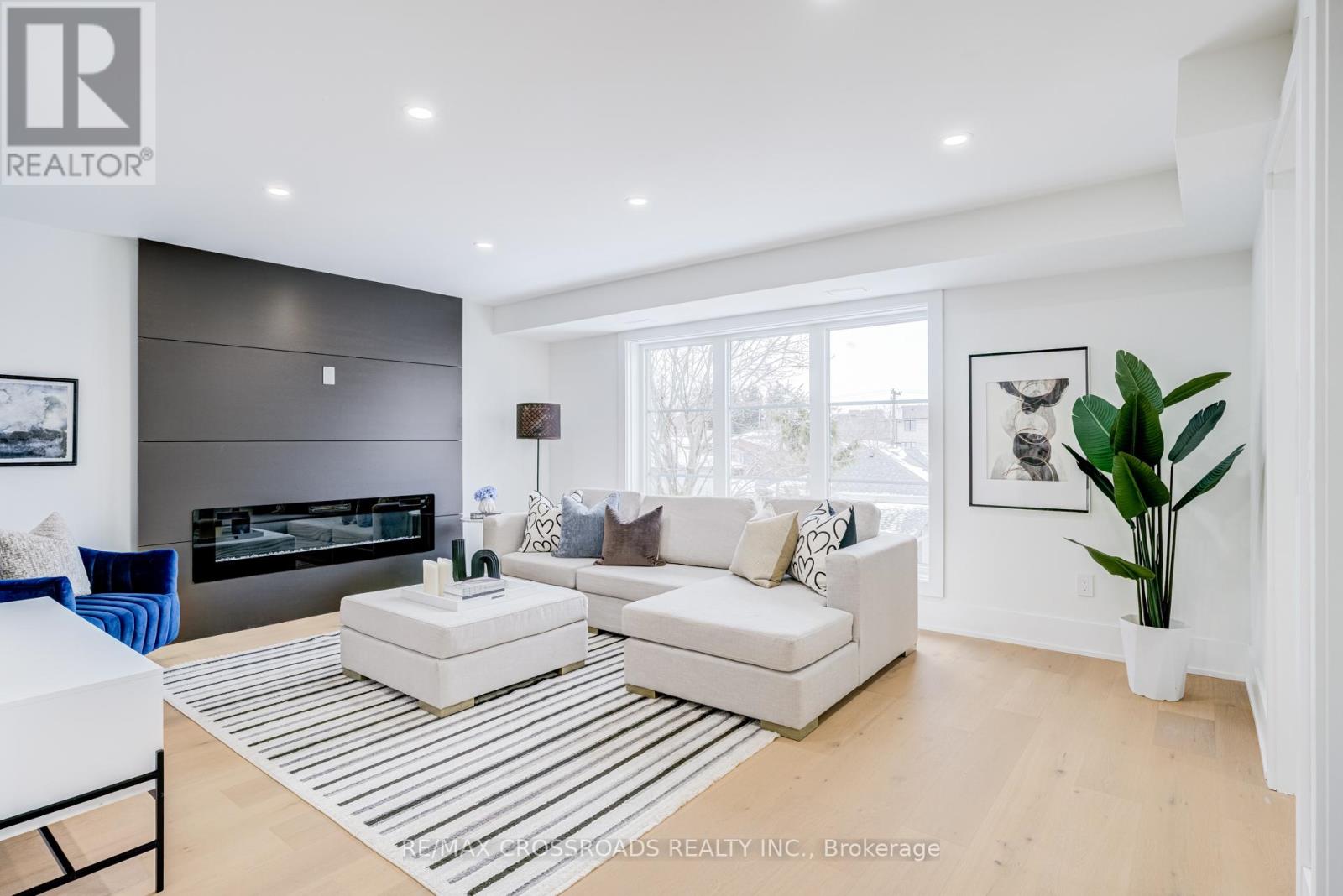 642 Annland Street, Pickering, Ontario  L1W 1B1 - Photo 25 - E12905902