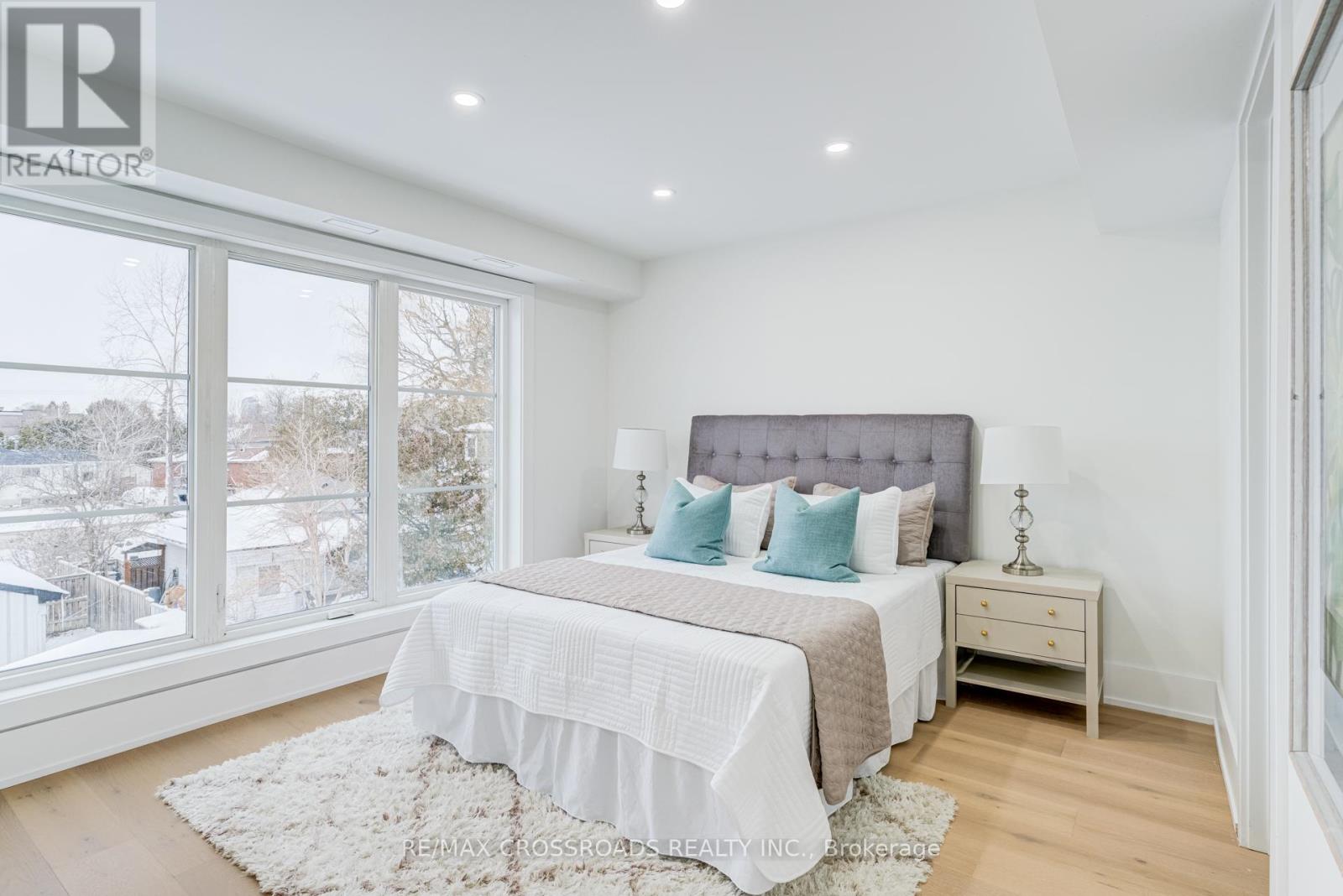 642 Annland Street, Pickering, Ontario  L1W 1B1 - Photo 34 - E12905902