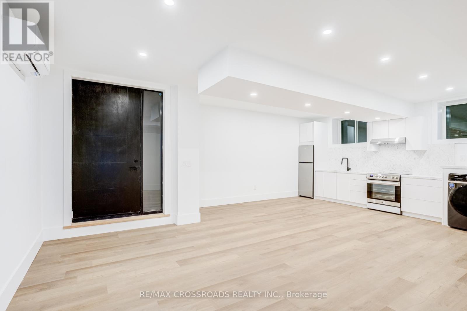 642 Annland Street, Pickering, Ontario  L1W 1B1 - Photo 45 - E12905902