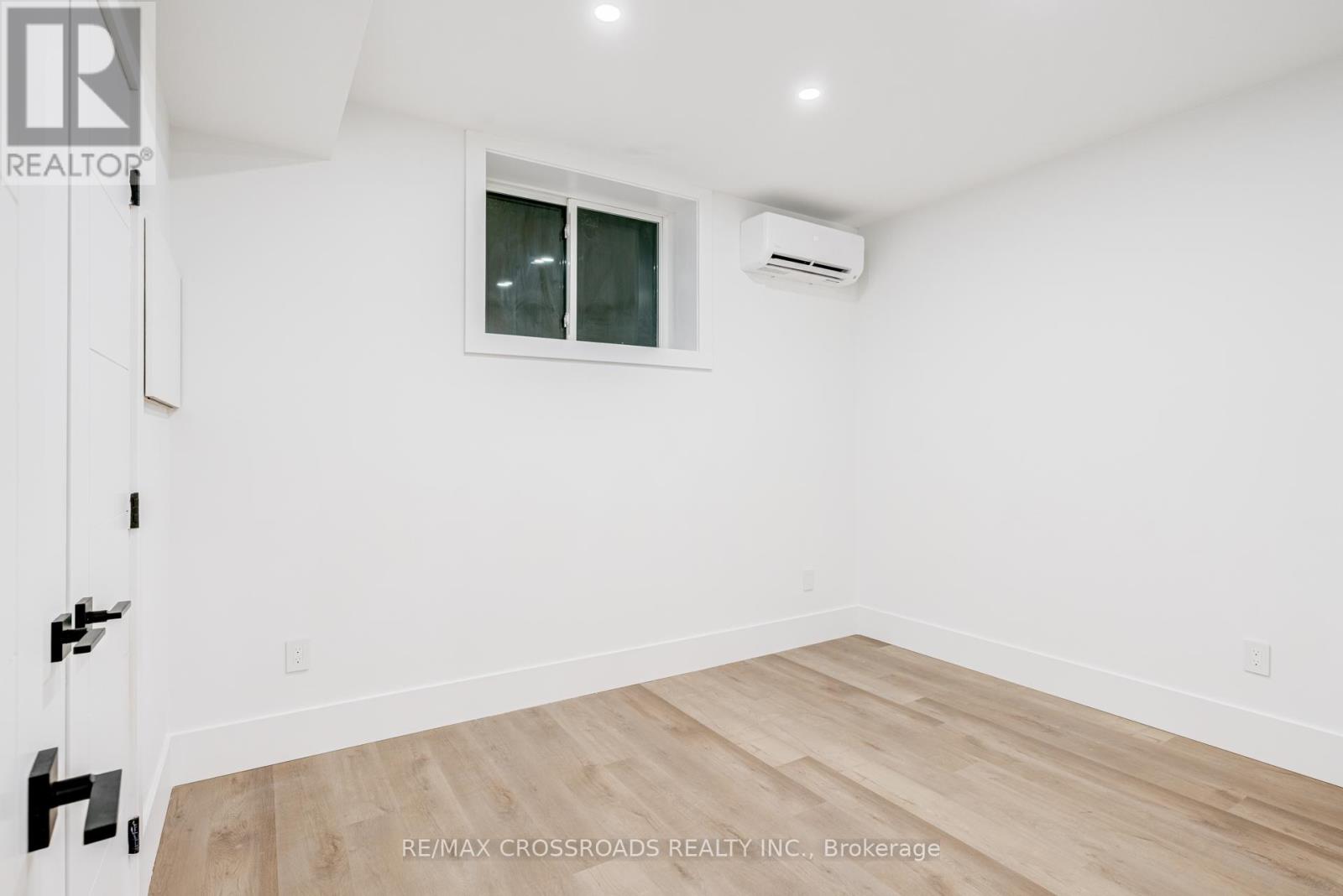 642 Annland Street, Pickering, Ontario  L1W 1B1 - Photo 47 - E12905902