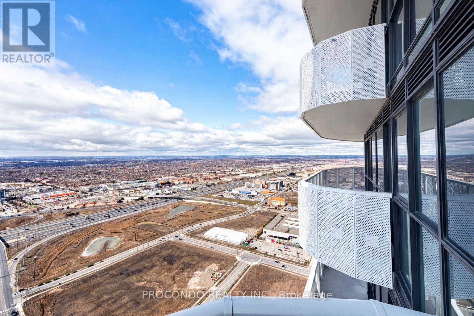 5801 - 8 Interchange Way, Vaughan, Ontario L4K 5Z7 - Photo 10 - N12905900