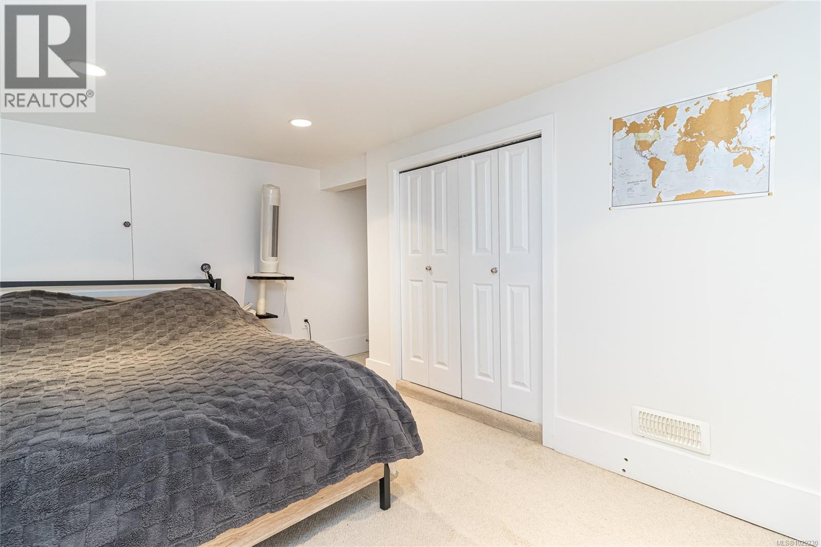 3074 Earl Grey St, Saanich, British Columbia  V9A 1W7 - Photo 36 - 1029230