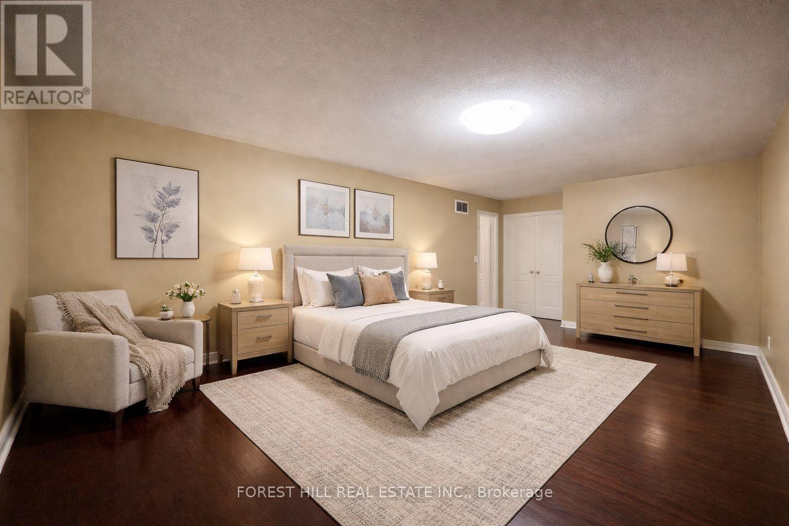 38 Crystalview Crescent, Brampton, Ontario  L6P 2R7 - Photo 8 - W12706146