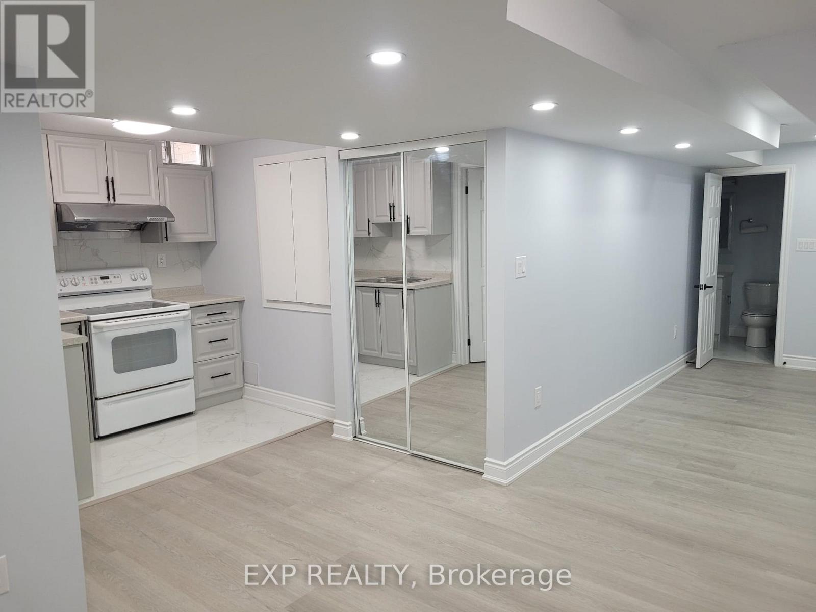 4 Secord Crescent, Brampton, Ontario  L6X 4Z3 - Photo 37 - W12905842