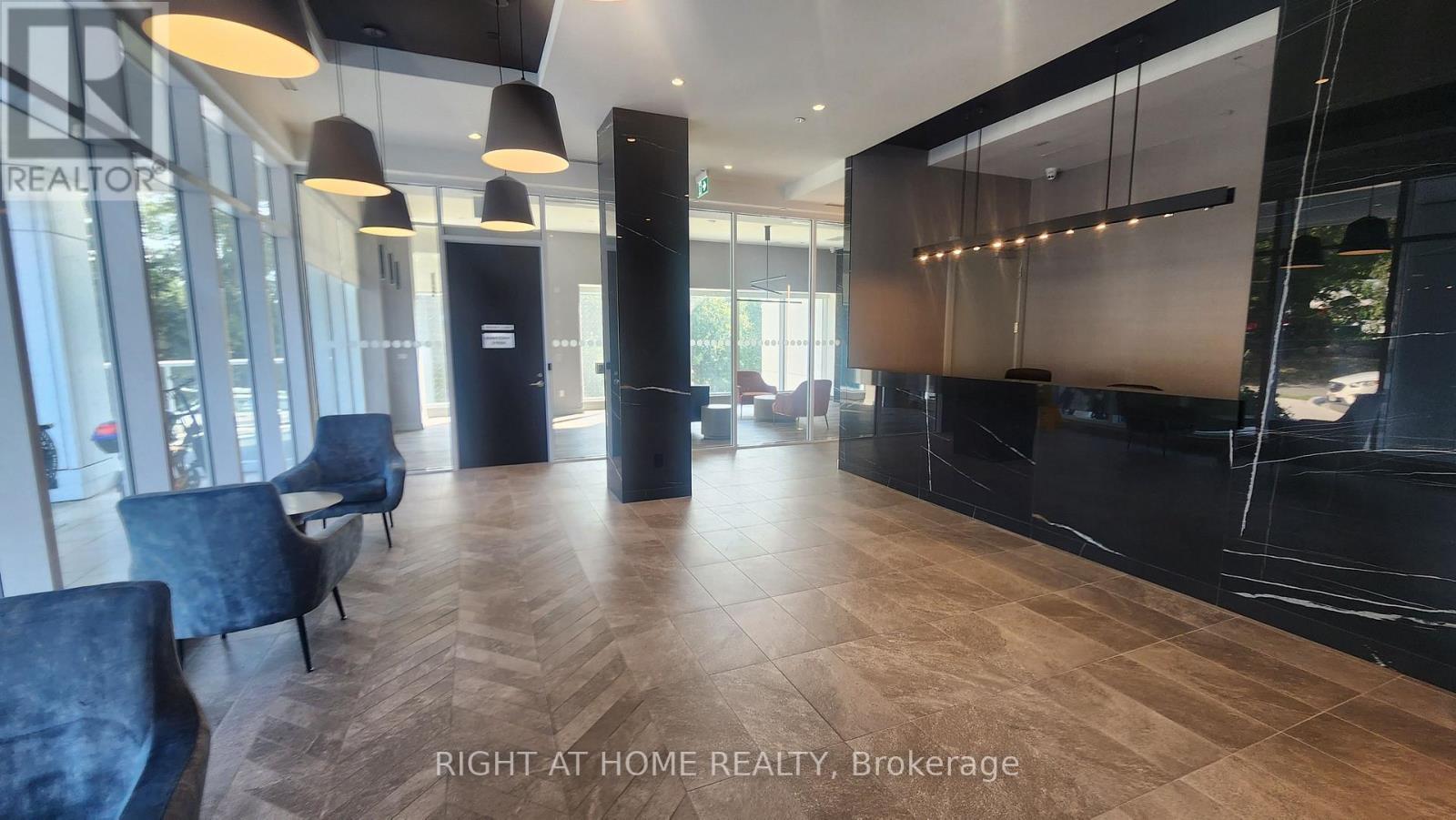 1801-P - 10 Wilby Crescent, Toronto, Ontario M9N 1E5 - Photo 3 - W12905894