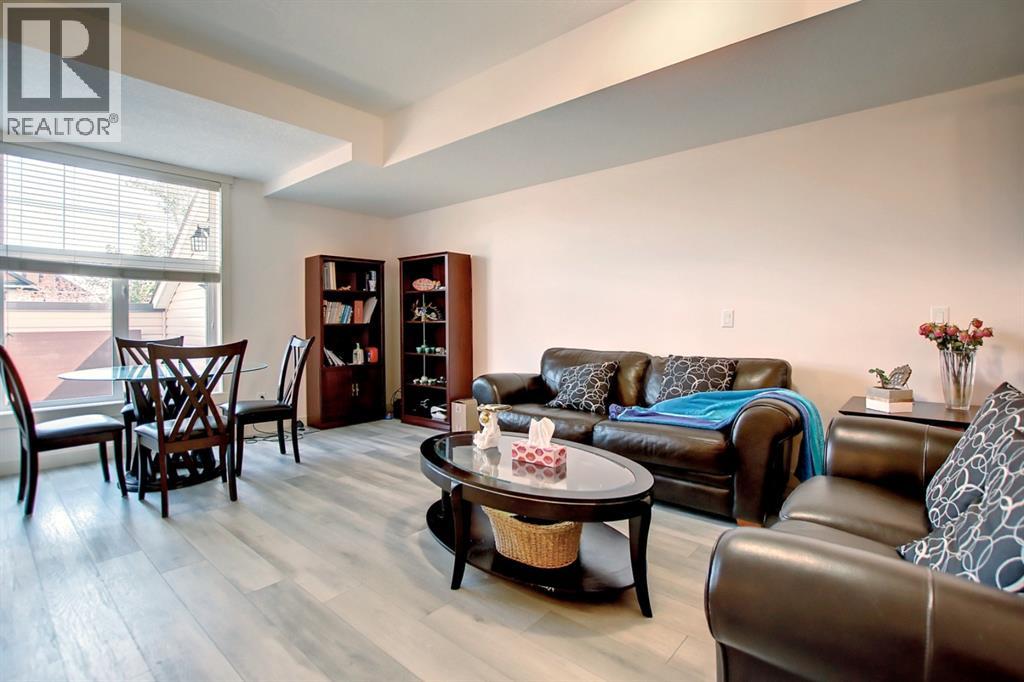 154 West Springs Road SW, Calgary, Alberta  T3H 5W2 - Photo 5 - A2280435