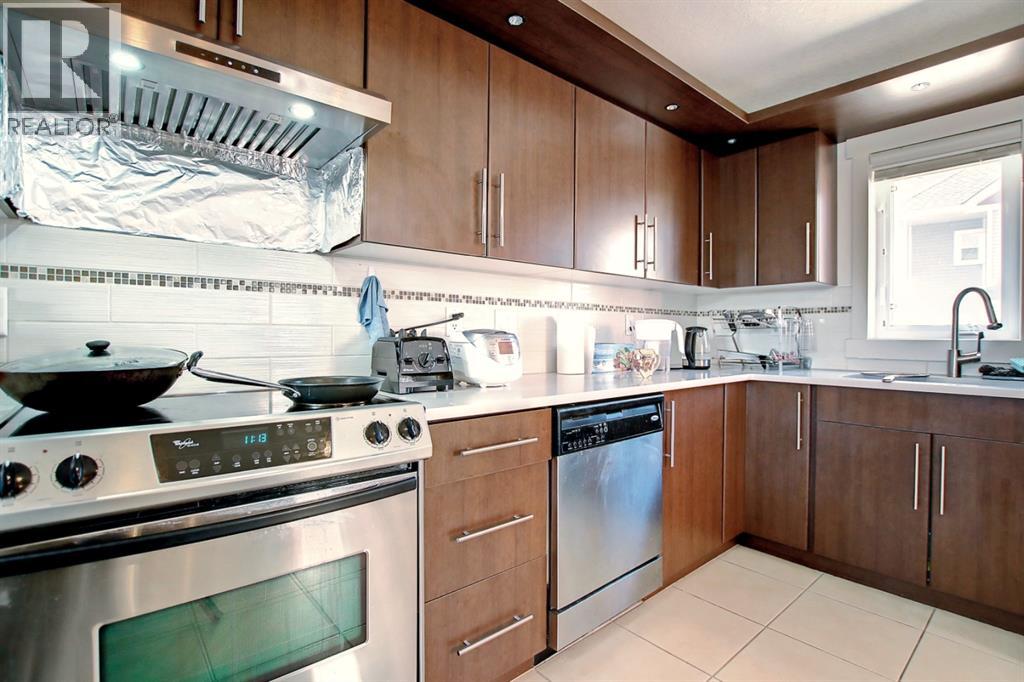 154 West Springs Road SW, Calgary, Alberta  T3H 5W2 - Photo 11 - A2280435