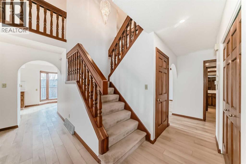 744 Strathcona Drive Sw, Calgary, Alberta  T3H 1S1 - Photo 29 - A2293973