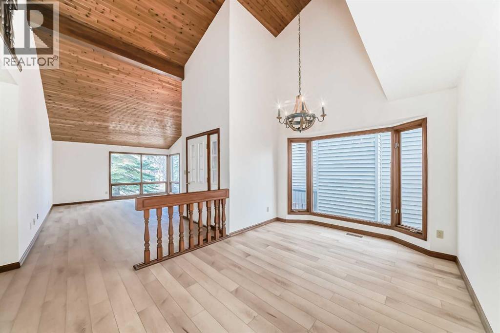 744 Strathcona Drive Sw, Calgary, Alberta  T3H 1S1 - Photo 3 - A2293973