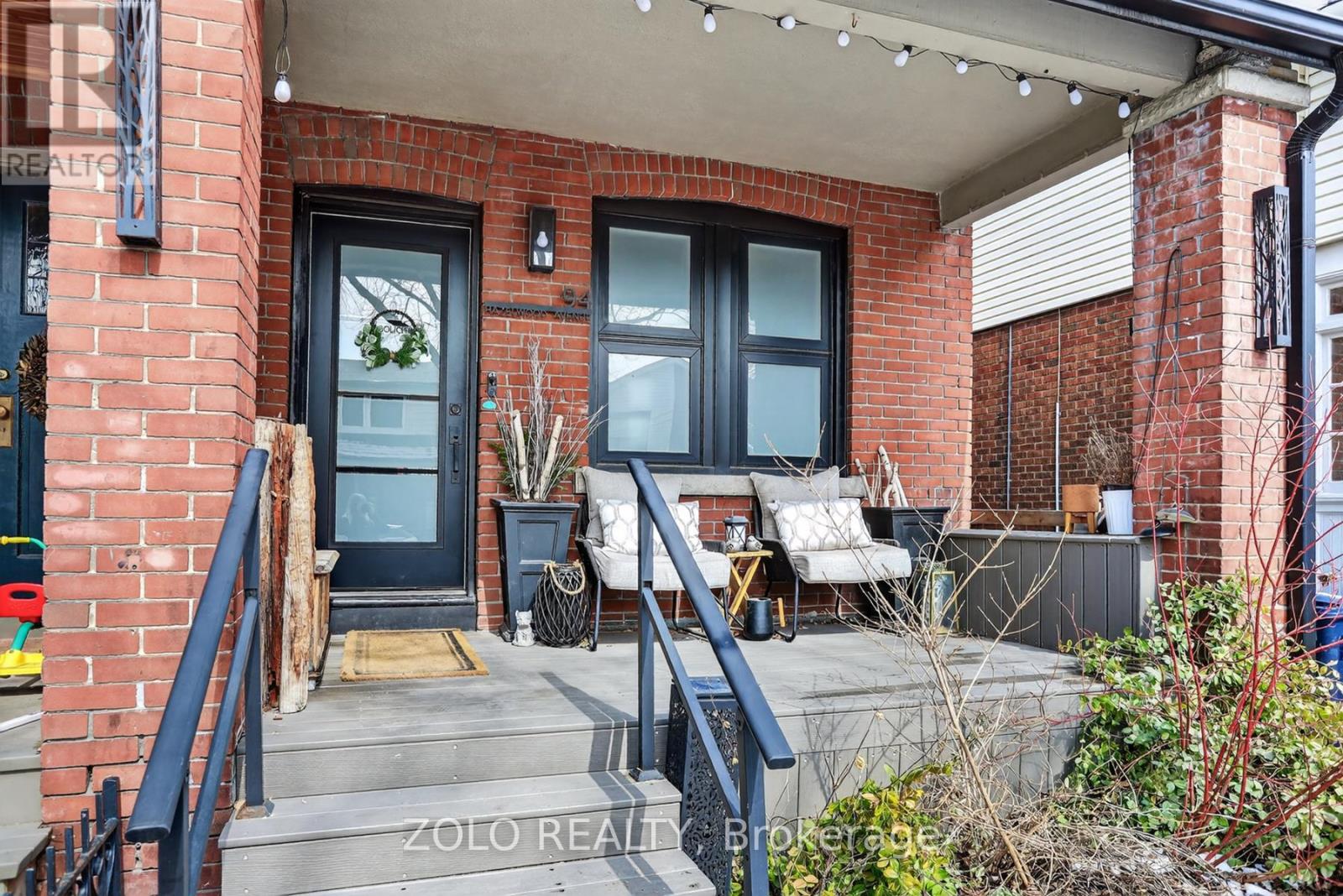 94 Hazelwood Avenue, Toronto, Ontario  M4J 1K5 - Photo 3 - E12902022