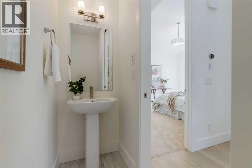 90 Treeline Gardens Sw, Calgary, Alberta  T2Y 0W6 - Photo 32 - A2278906