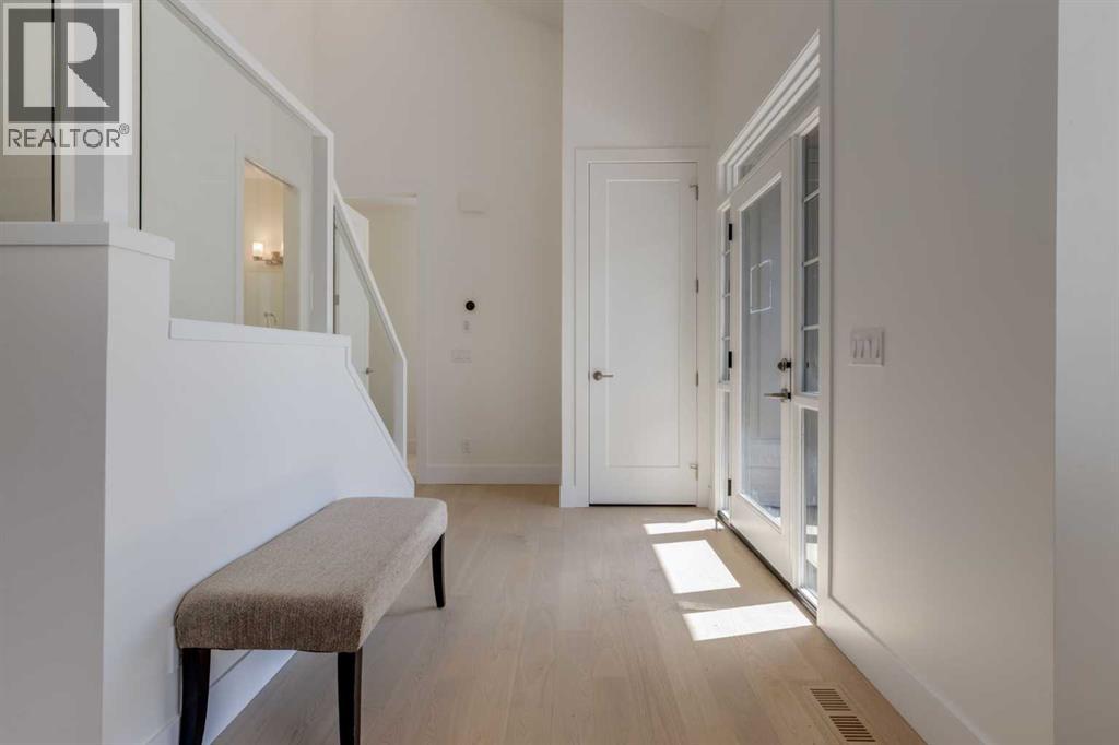 90 Treeline Gardens Sw, Calgary, Alberta  T2Y 0W6 - Photo 2 - A2278906