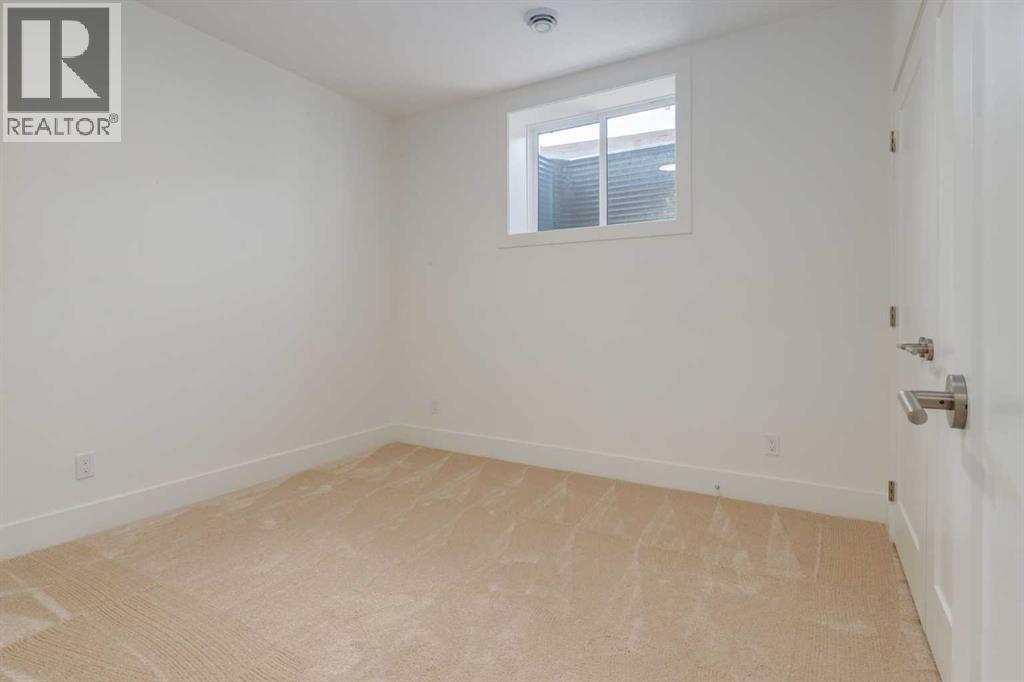 90 Treeline Gardens Sw, Calgary, Alberta  T2Y 0W6 - Photo 42 - A2278906