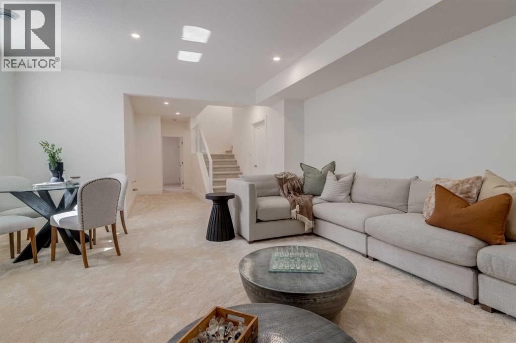 90 Treeline Gardens Sw, Calgary, Alberta  T2Y 0W6 - Photo 39 - A2278906