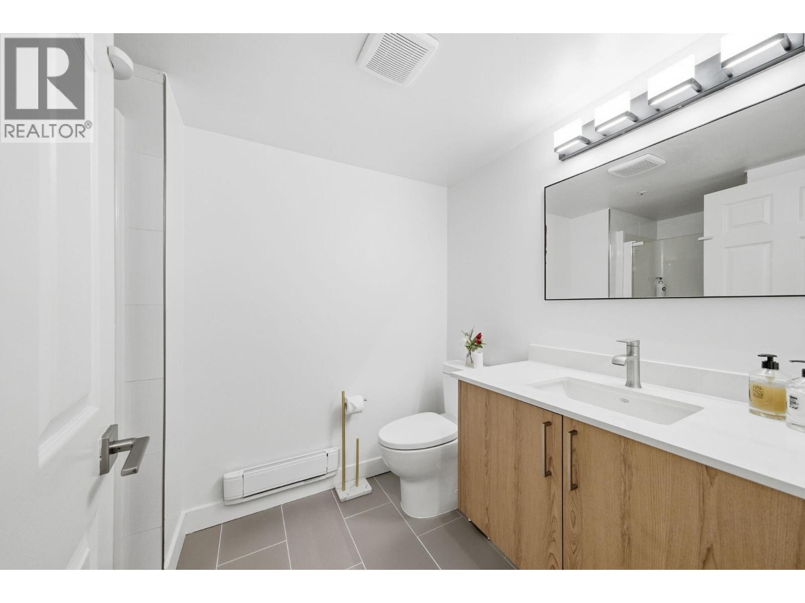 105 1190 Eastwood Street, Coquitlam, British Columbia  V3B 7S1 - Photo 8 - R3100706