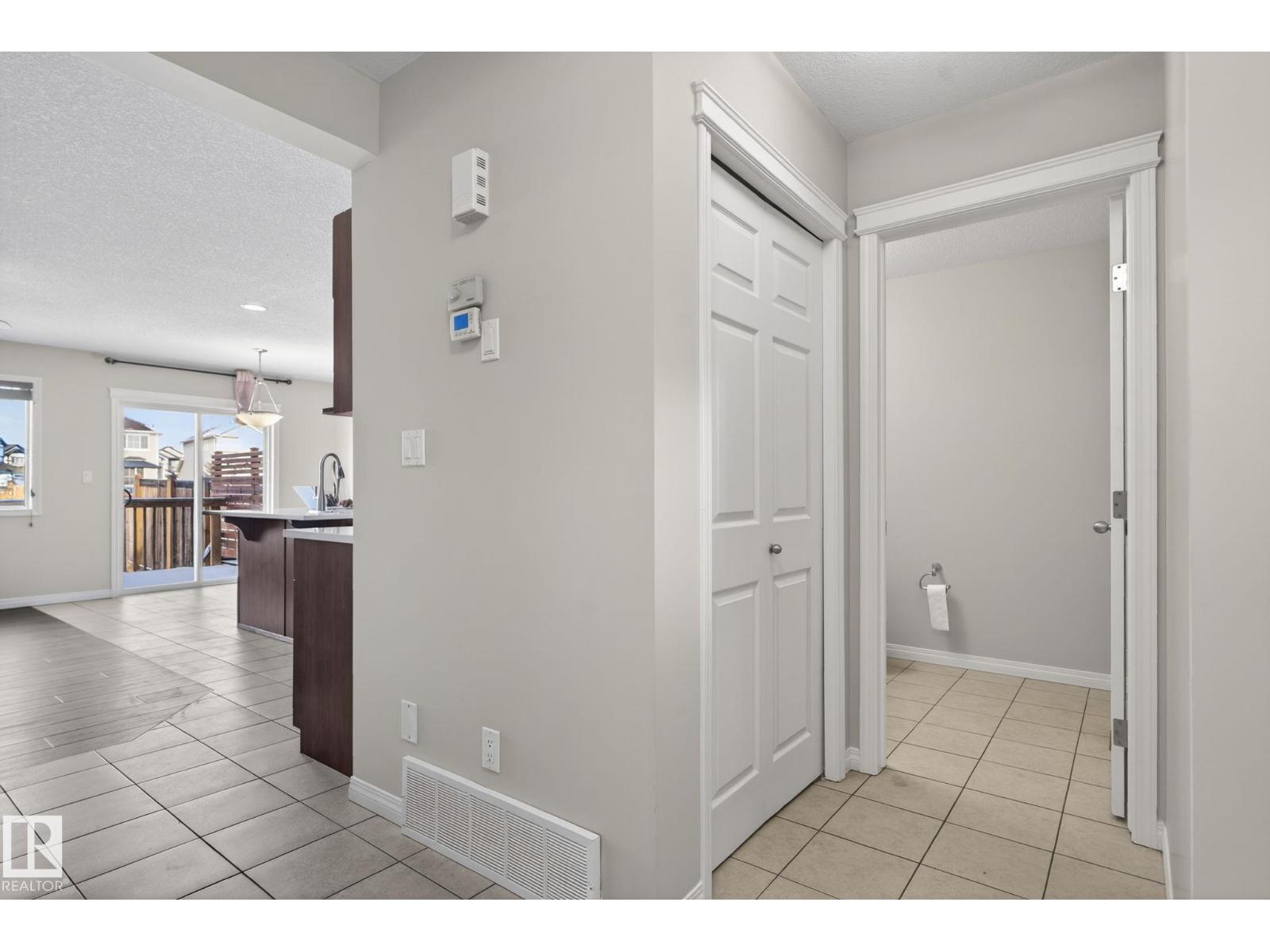 Unknown Address, ,     - Photo 11 - E4478532