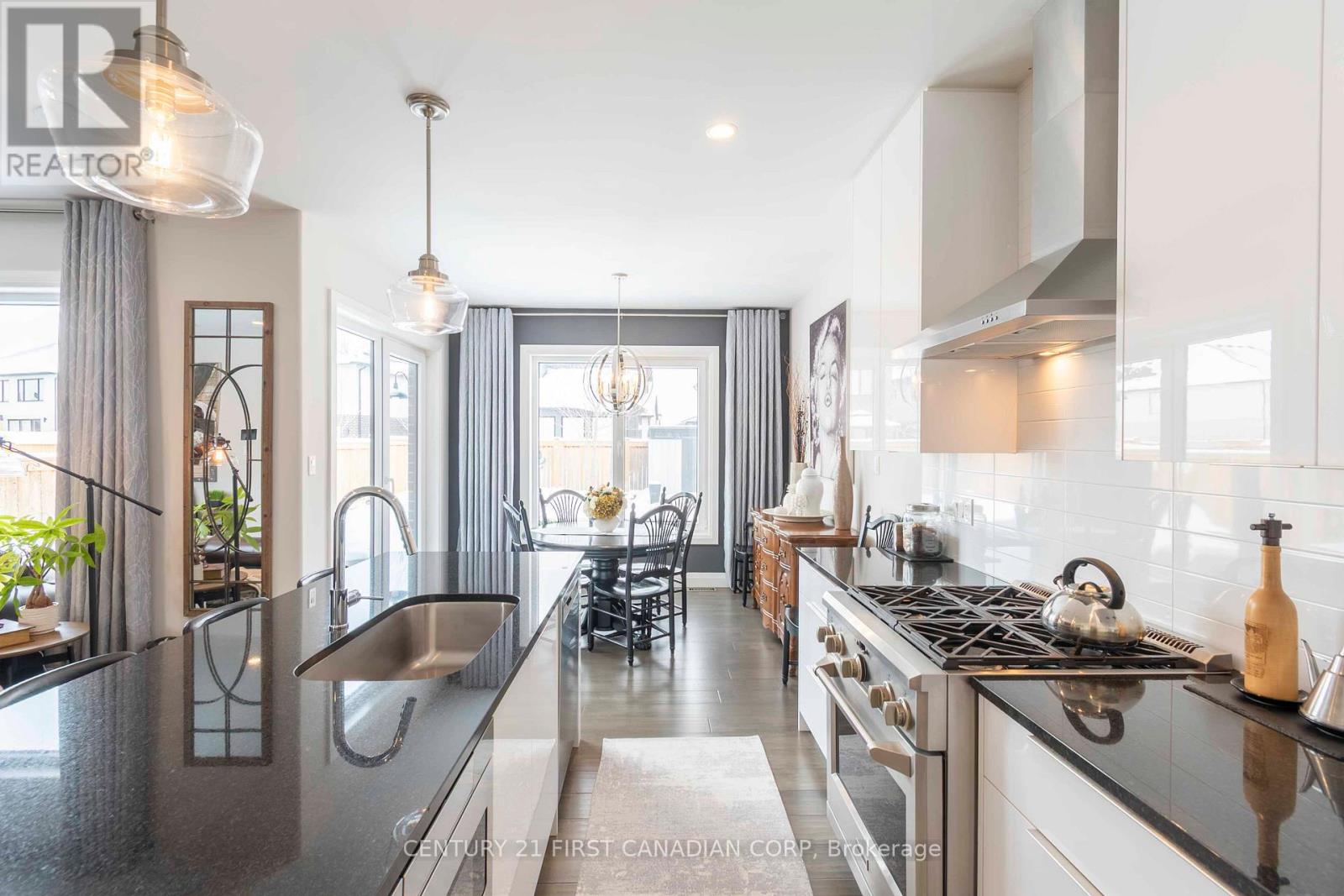 1763 Applerock Avenue, London North, Ontario  N6G 0X7 - Photo 10 - X12905914