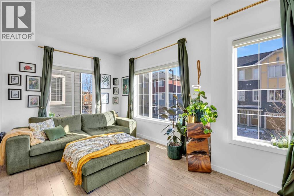 316 Marquis Lane SE, Calgary, Alberta  T3M 2G8 - Photo 12 - A2292802