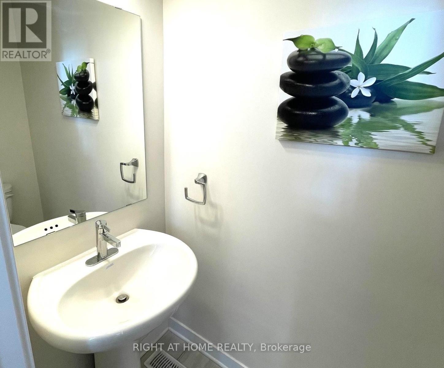 186 Visor Private, Ottawa, Ontario  K2V 0S6 - Photo 4 - X12905910