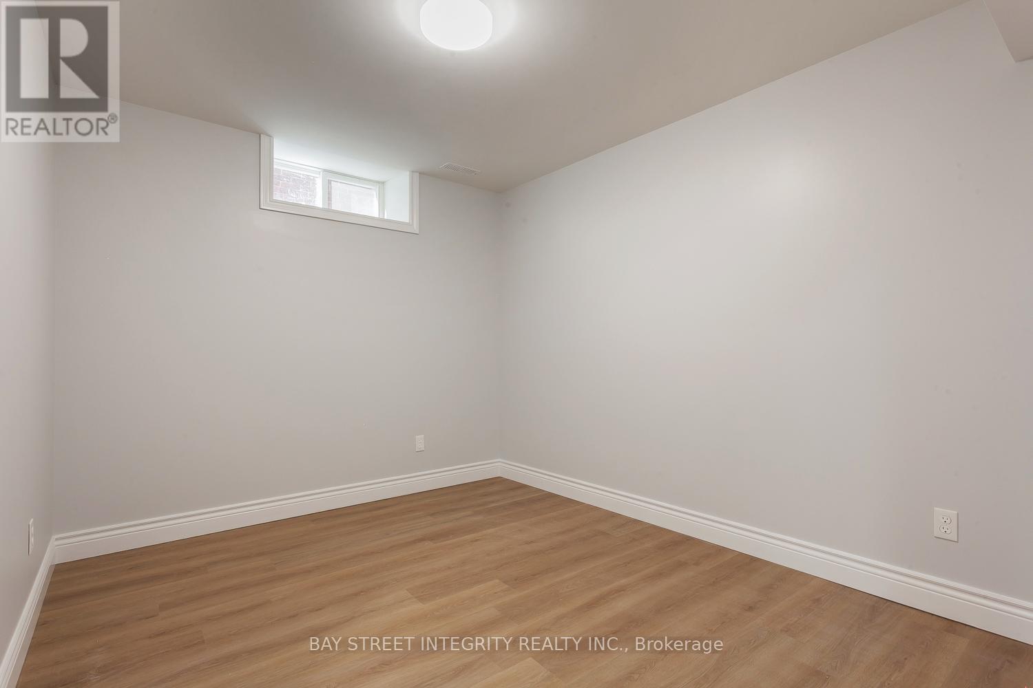 Lower - 459 Palmerston Boulevard, Toronto, Ontario M6G 2N9 - Photo 10 - C12905916