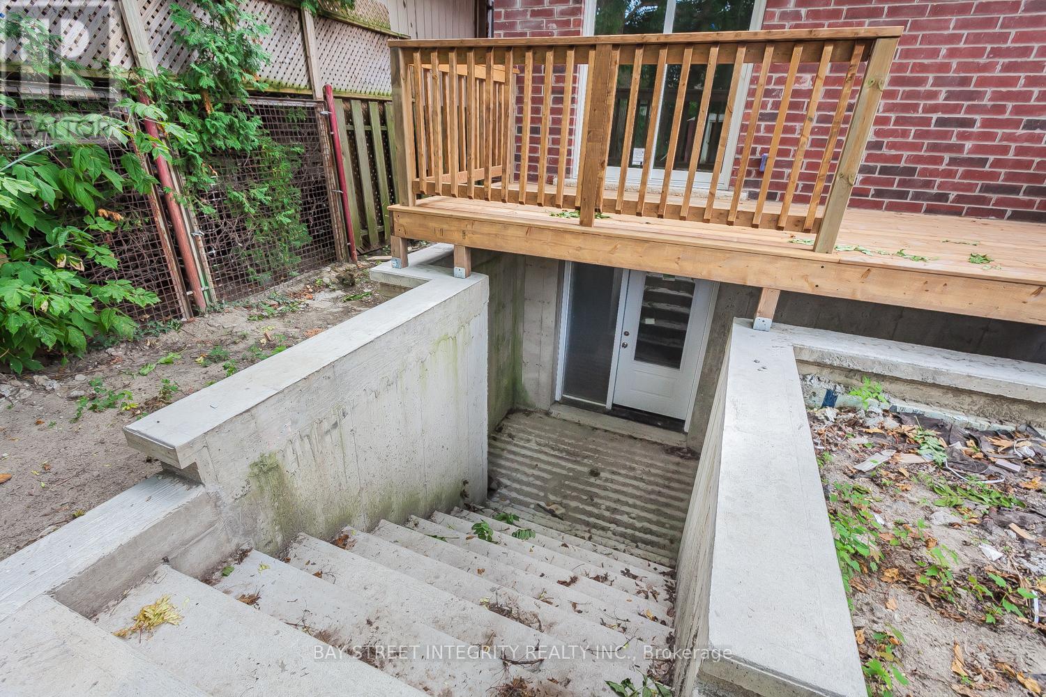 Lower - 459 Palmerston Boulevard, Toronto, Ontario M6G 2N9 - Photo 19 - C12905916