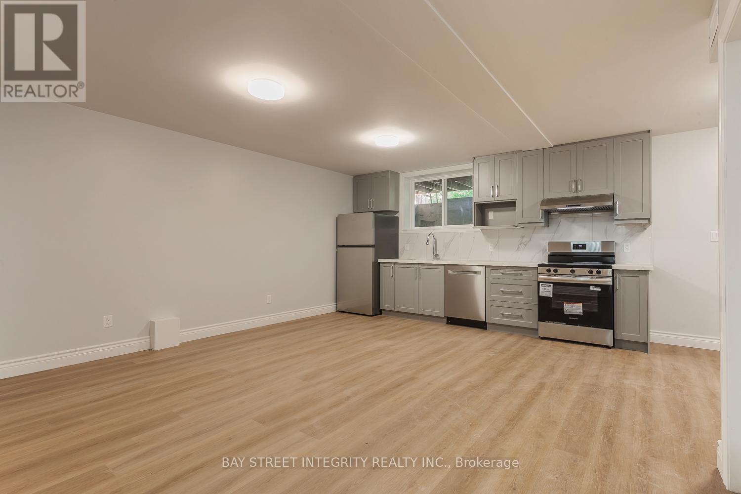 Lower - 459 Palmerston Boulevard, Toronto, Ontario M6G 2N9 - Photo 2 - C12905916