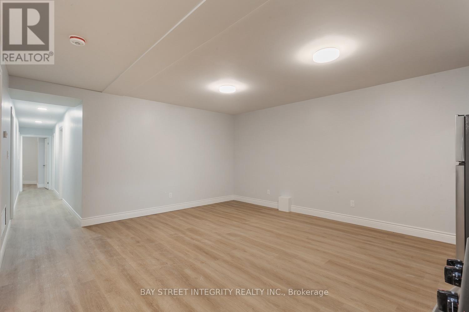 Lower - 459 Palmerston Boulevard, Toronto, Ontario M6G 2N9 - Photo 5 - C12905916