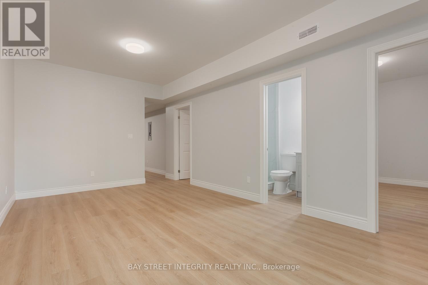 Main - 459 Palmerston Boulevard, Toronto, Ontario M6G 2N9 - Photo 14 - C12905920