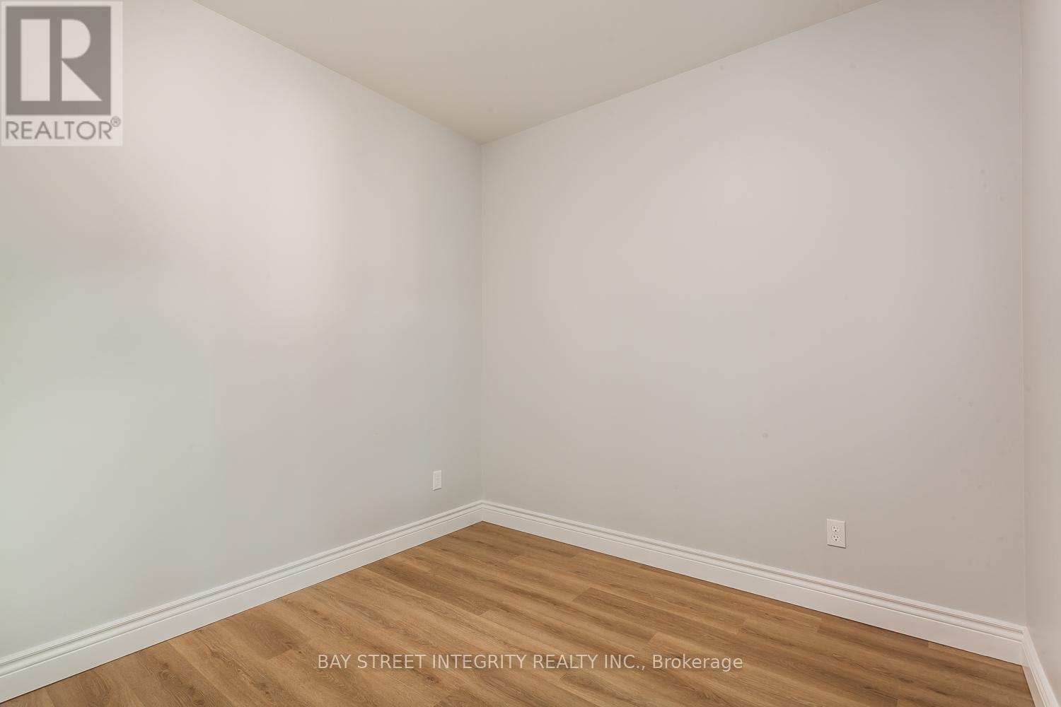 Main - 459 Palmerston Boulevard, Toronto, Ontario M6G 2N9 - Photo 15 - C12905920