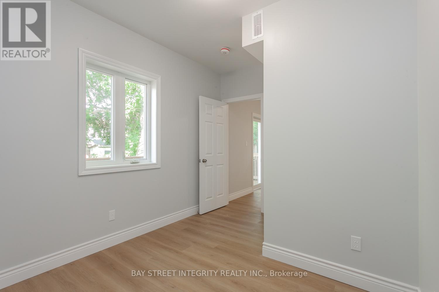 Main - 459 Palmerston Boulevard, Toronto, Ontario M6G 2N9 - Photo 16 - C12905920