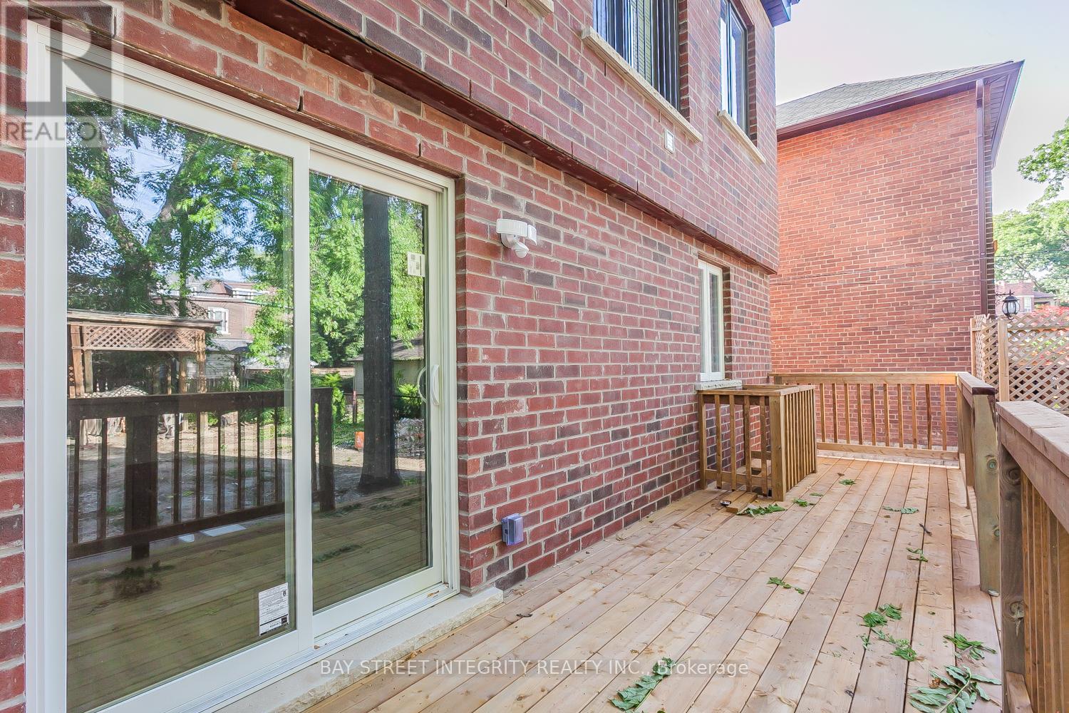 Main - 459 Palmerston Boulevard, Toronto, Ontario M6G 2N9 - Photo 22 - C12905920