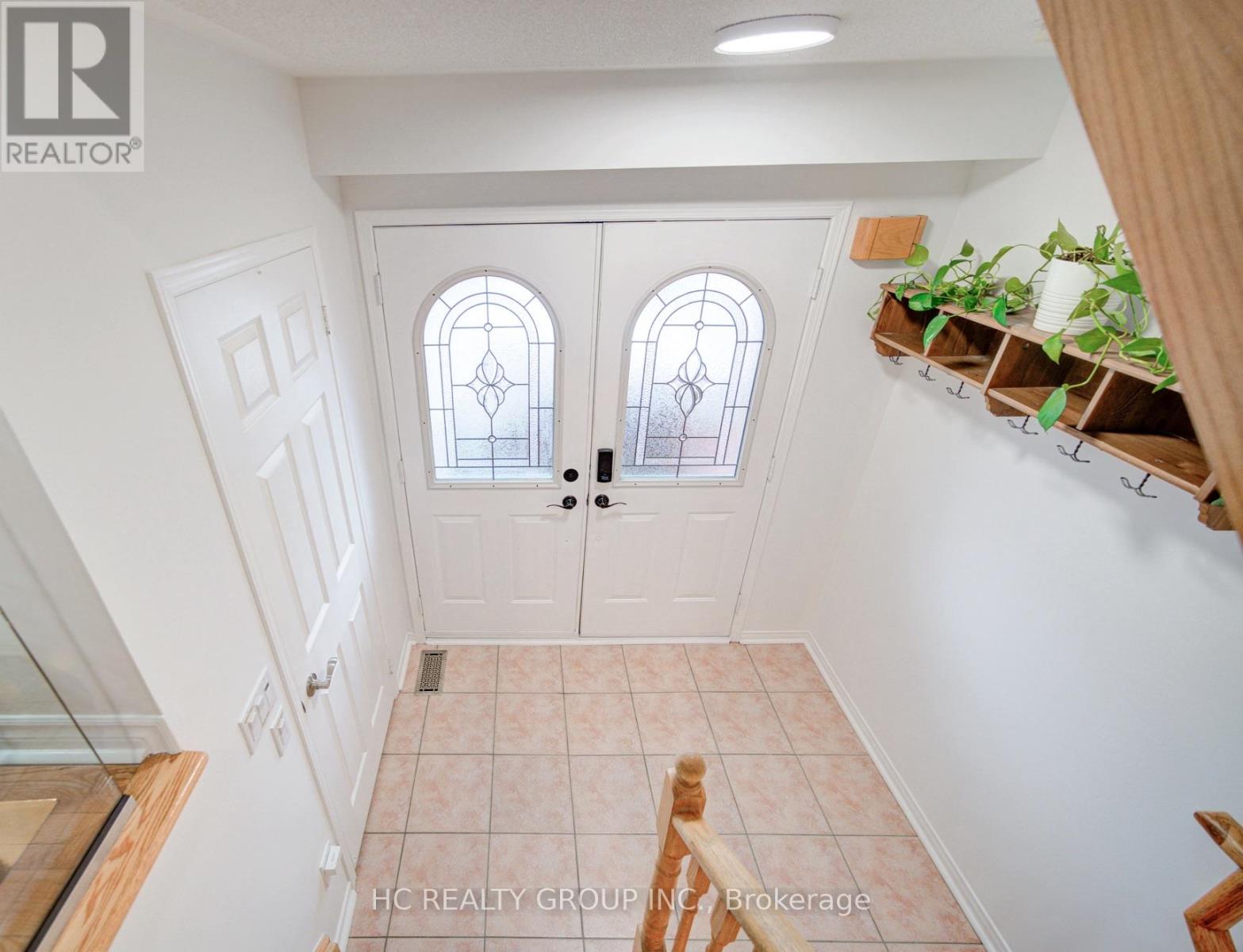 37 Willowfield Mews, Toronto, Ontario  M1R 5S1 - Photo 2 - E12905930