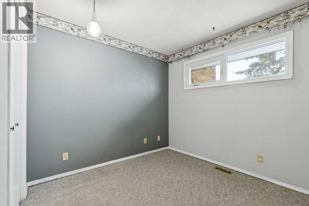 3412 Temple Road NE, Calgary, Alberta  T1Y 3A9 - Photo 13 - A2287129