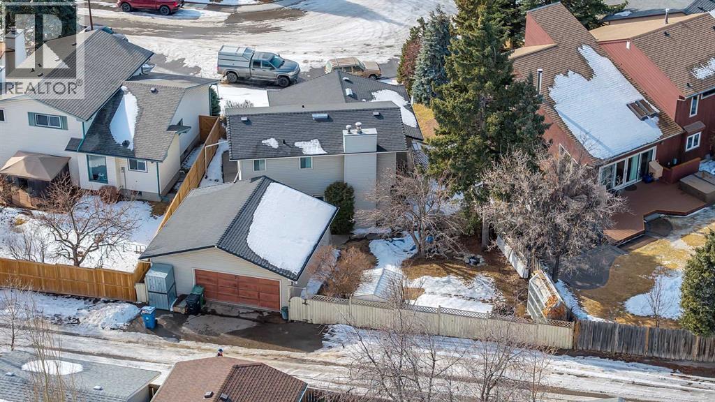 20 Woodbrook Place SW, Calgary, Alberta  T2W 3Z4 - Photo 3 - A2290893