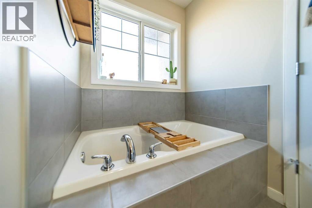 273 Cimarron Vista Court, Okotoks, Alberta  T1S 0L5 - Photo 21 - A2295126