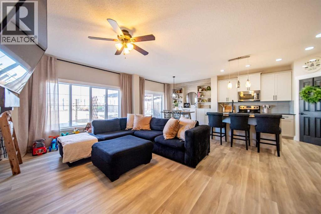 273 Cimarron Vista Court, Okotoks, Alberta  T1S 0L5 - Photo 7 - A2295126